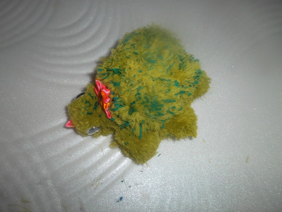 Игрушки из помпонов: черепаха и лягушка. Игрушки из помпонов: черепаха и лягушка.