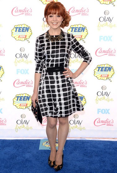 В моде принт клетка «оконная рама» В моде принт клетка «оконная рама»