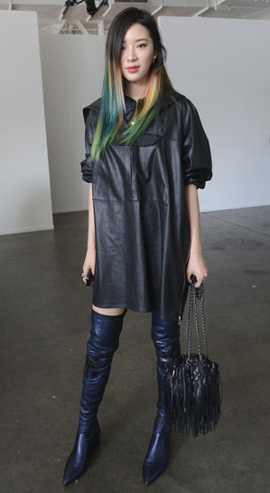 Как носить сапоги выше колена Как носить сапоги выше колена