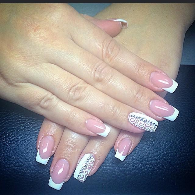 Французский маникюр