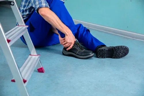 Неуклюжесть