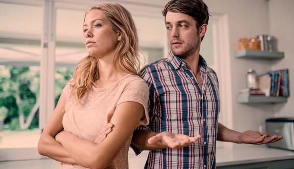 Парень ничего не подарил на день рождения